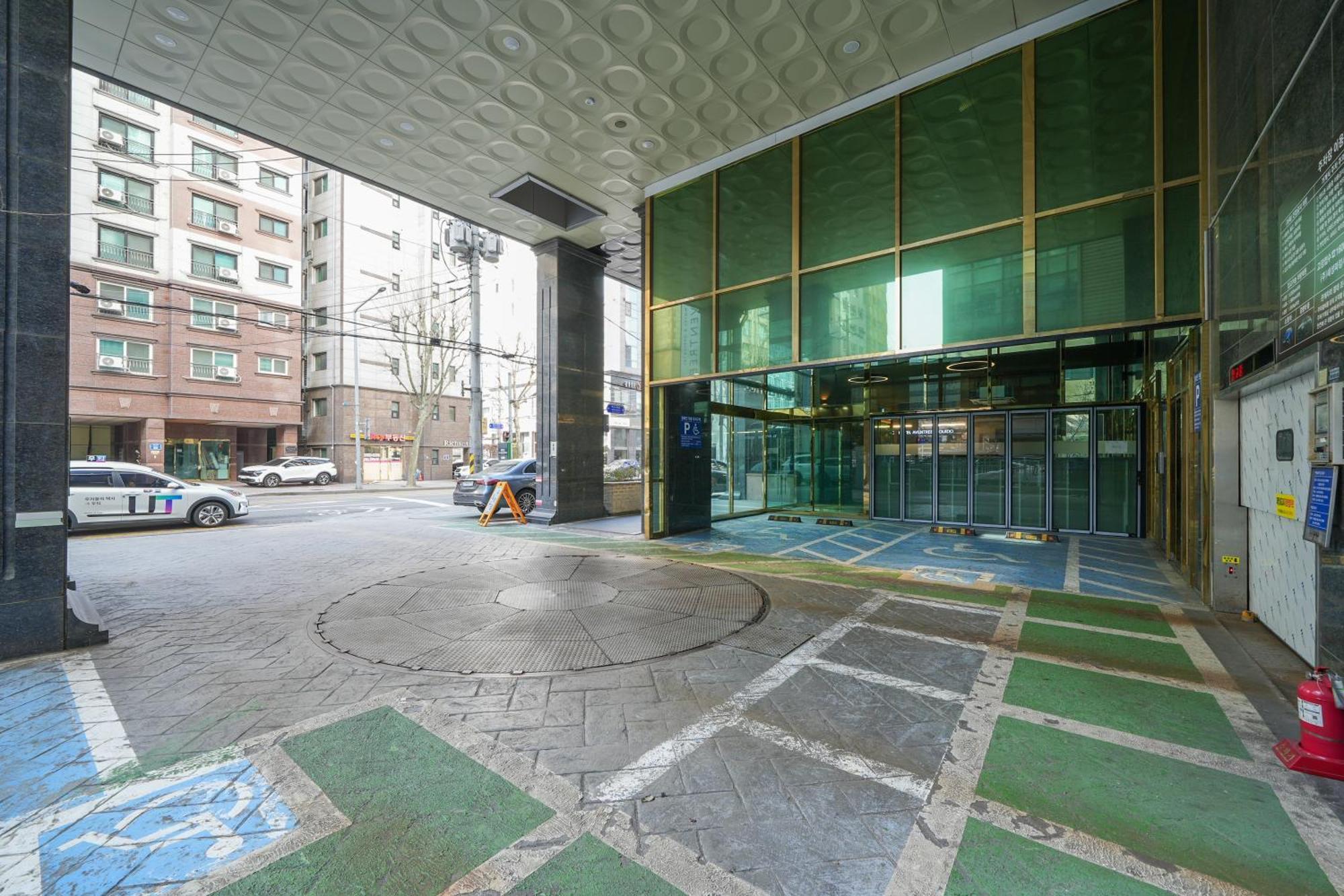 Hotel Aventree Yeouido Seoul Exterior photo