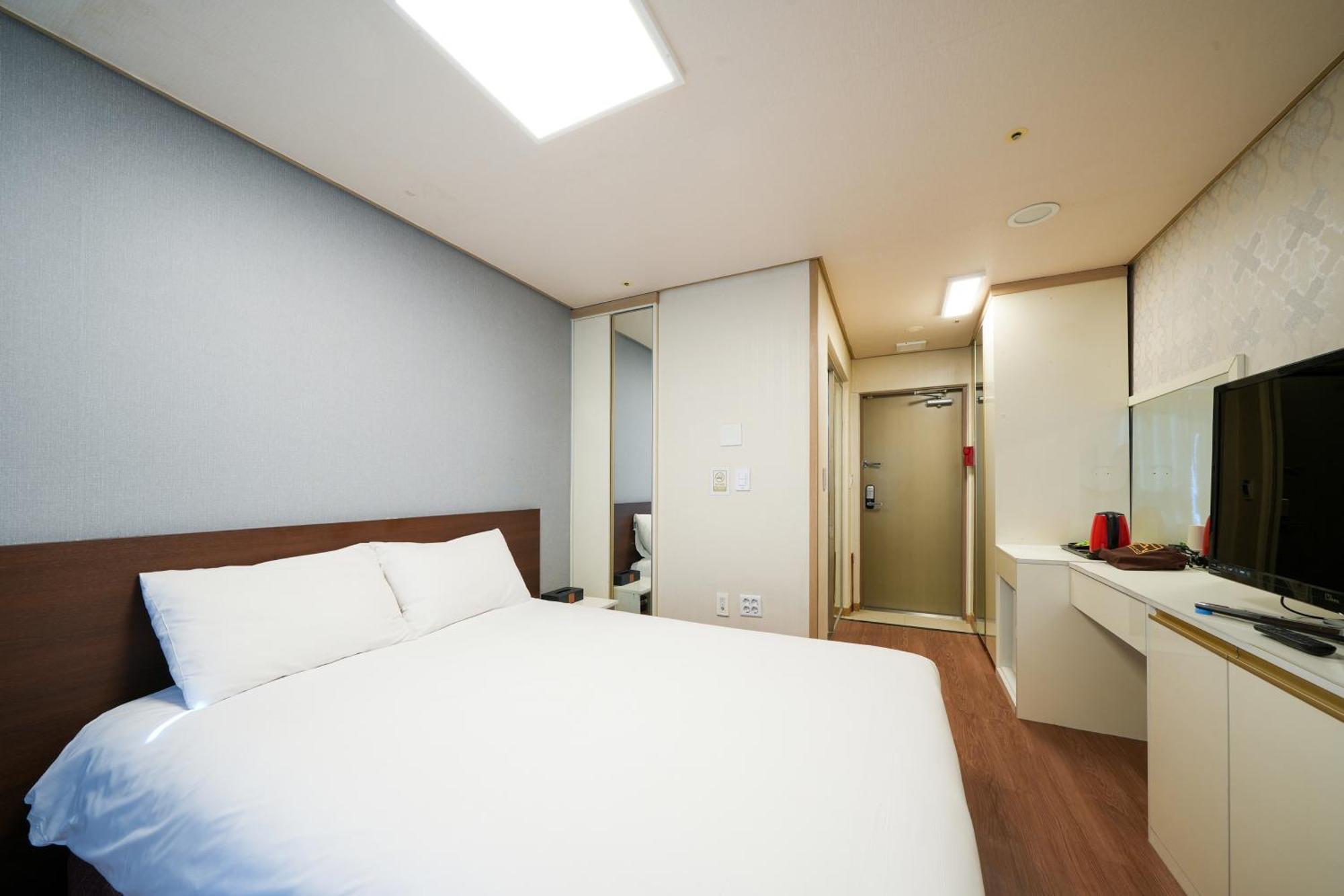 Hotel Aventree Yeouido Seoul Room photo