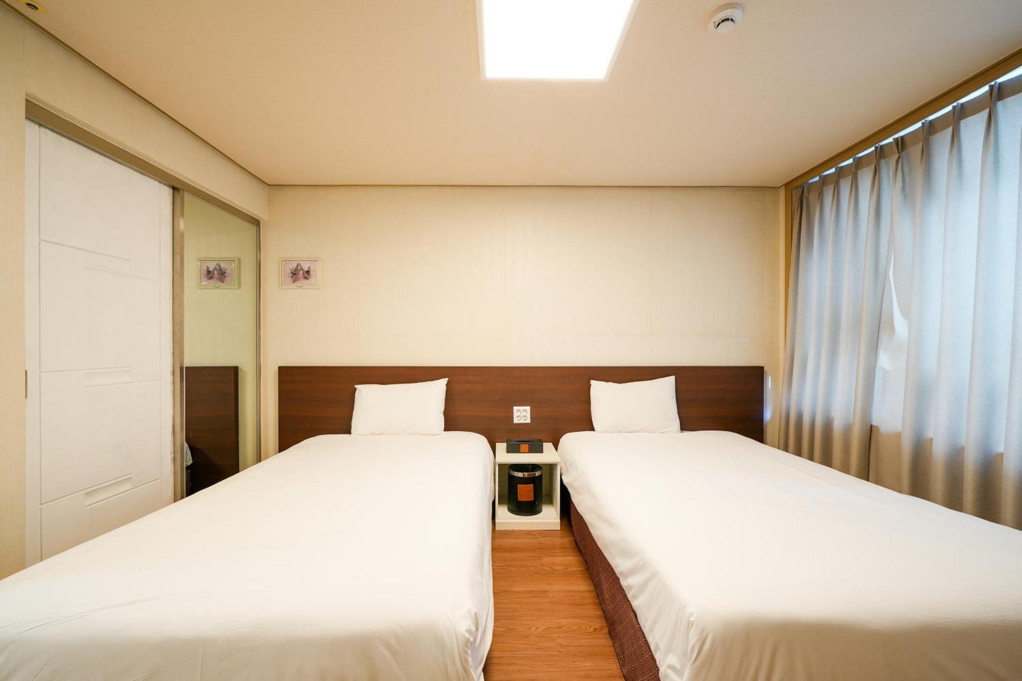 Hotel Aventree Yeouido Seoul Room photo